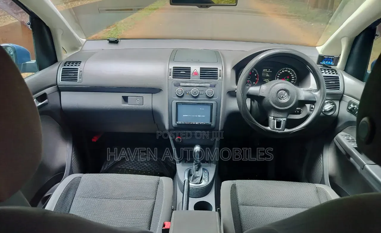 Volkswagen Touran 2014 Blue