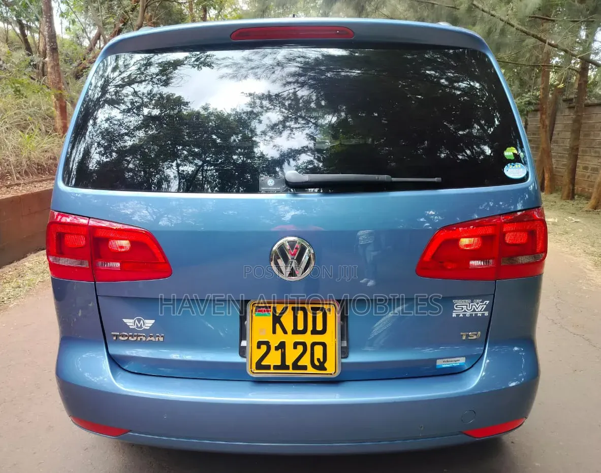 Volkswagen Touran 2014 Blue