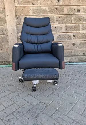 Leather Exacative Chair