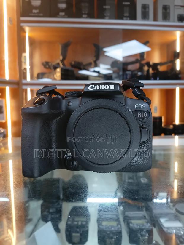 Canon Eos R10 Mirrorless (BODY)