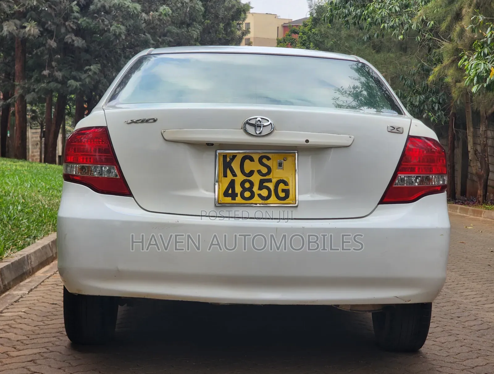 Toyota Axio 2011 White