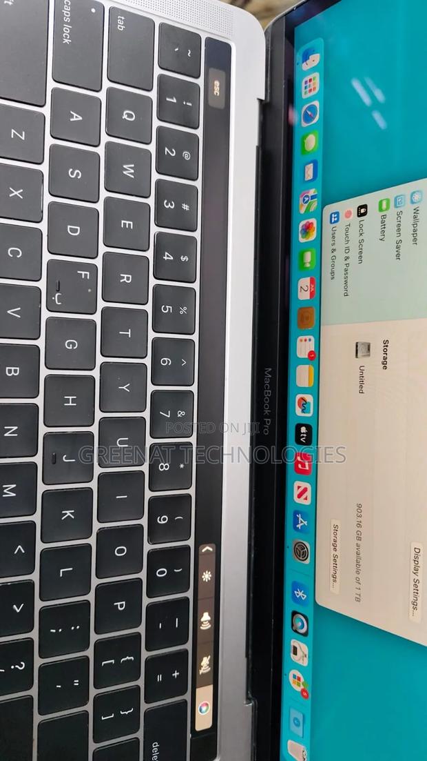 Laptop Apple MacBook Pro 2018 16GB Intel Core i7 SSD 1T - thumbnail 3