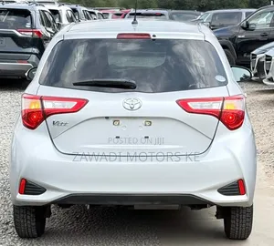 Toyota Vitz 2019 Silver