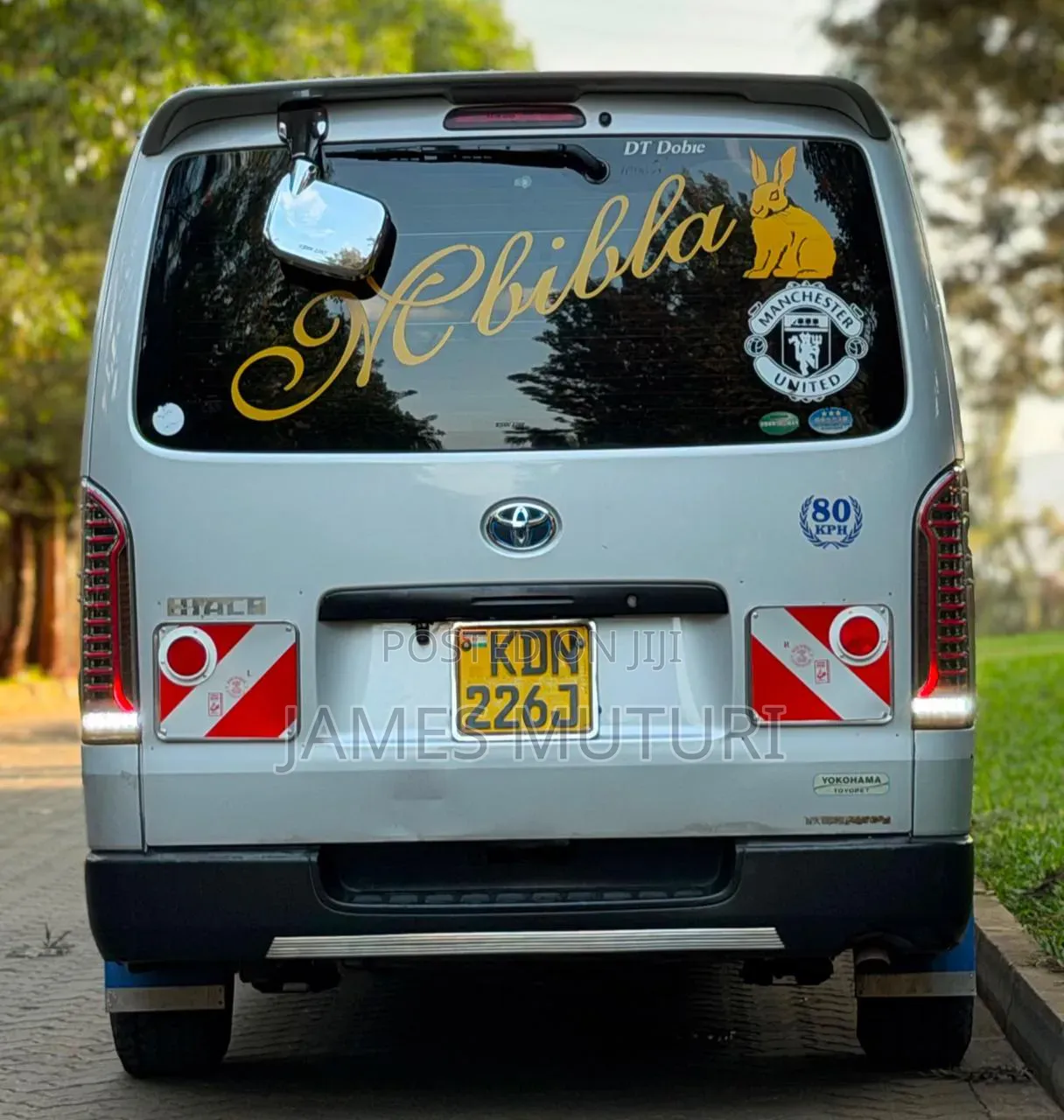 Toyota HiAce 2016 Silver