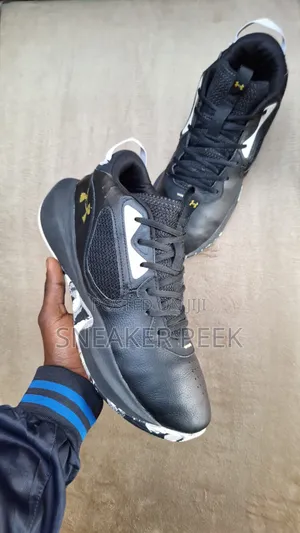 Basketball Shoes " Under Armour Lockdown 6"