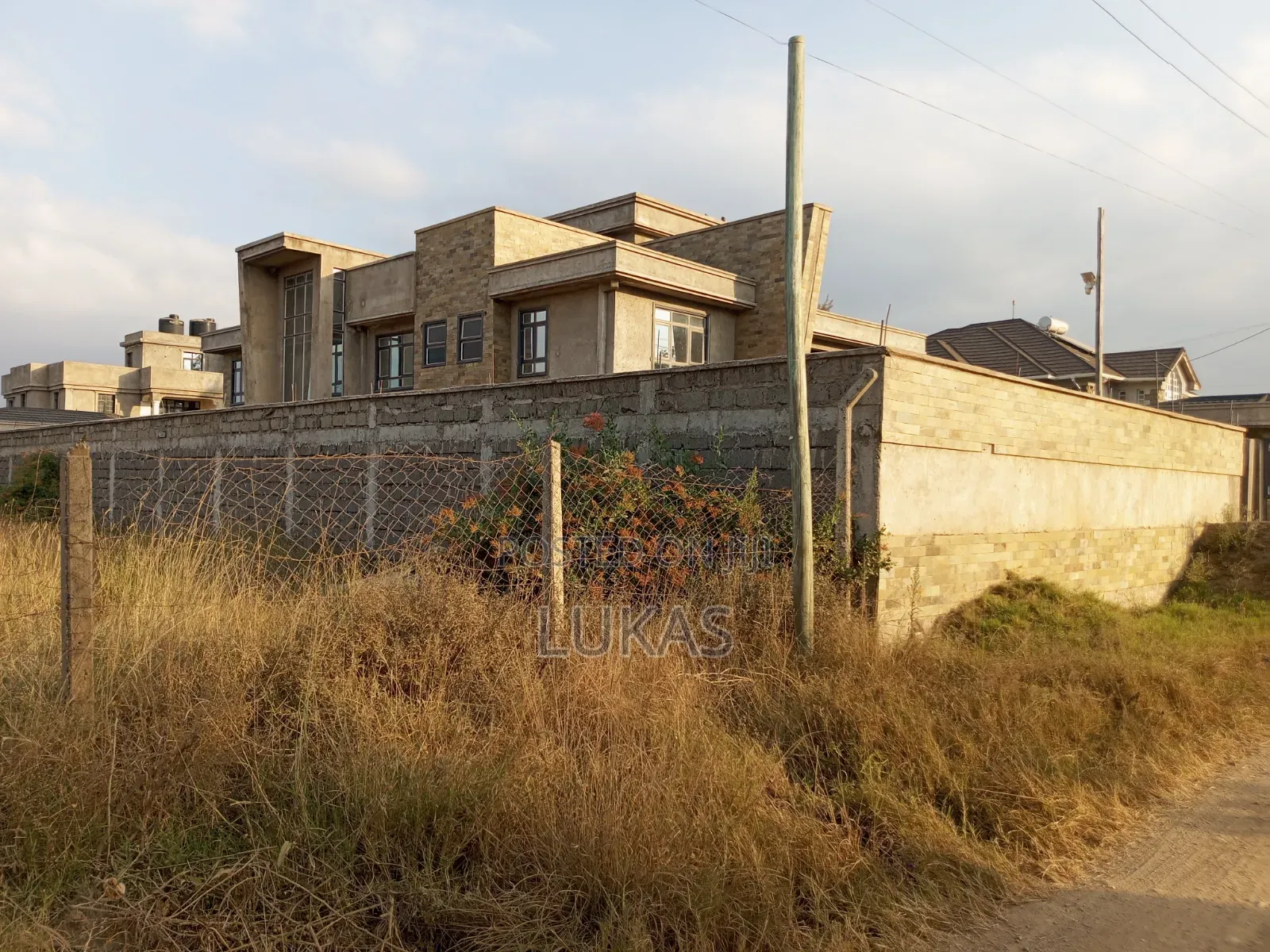 6bdrm Maisonette in Kenedia, Mavoko for sale