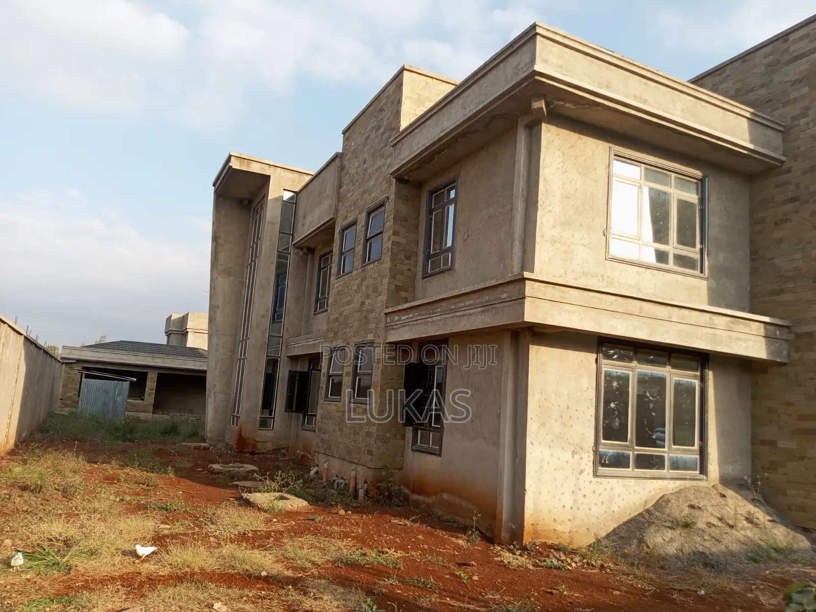 6bdrm Maisonette in Kenedia, Mavoko for sale