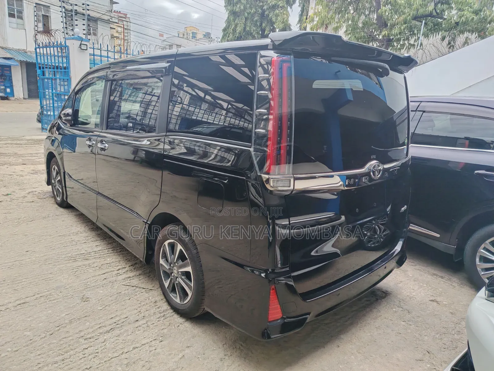 Toyota Noah 2019 Black