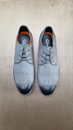 Casual Shoes " Clarks "