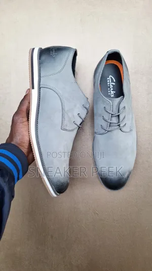 Casual Shoes " Clarks "