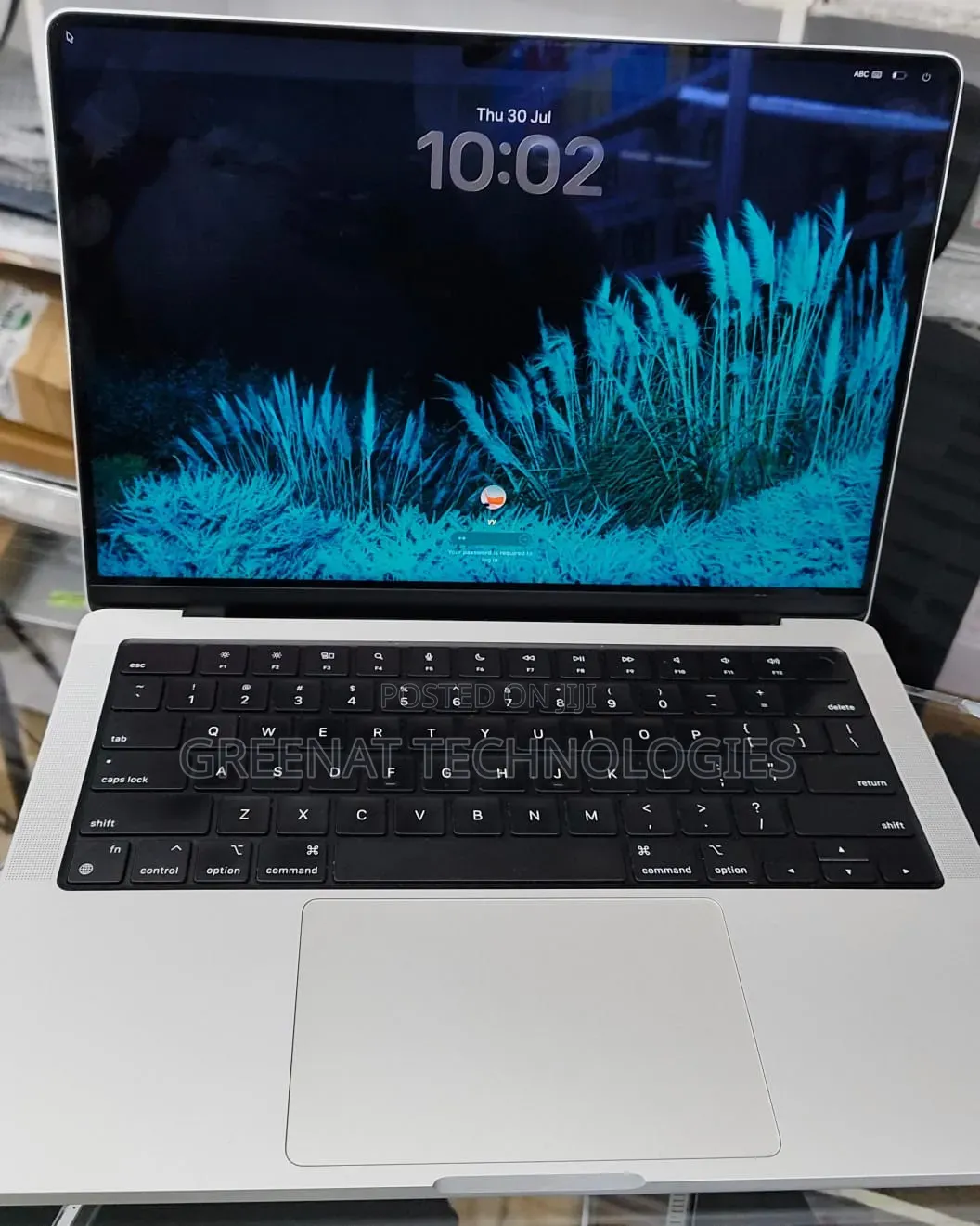 Laptop Apple MacBook Pro 2021 M1 16GB Apple M1 Pro SSD 512GB