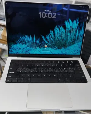 Laptop Apple MacBook Pro 2021 M1 16GB Apple M1 Pro SSD 512GB