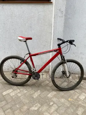 UM Carmel 125 2018 Red