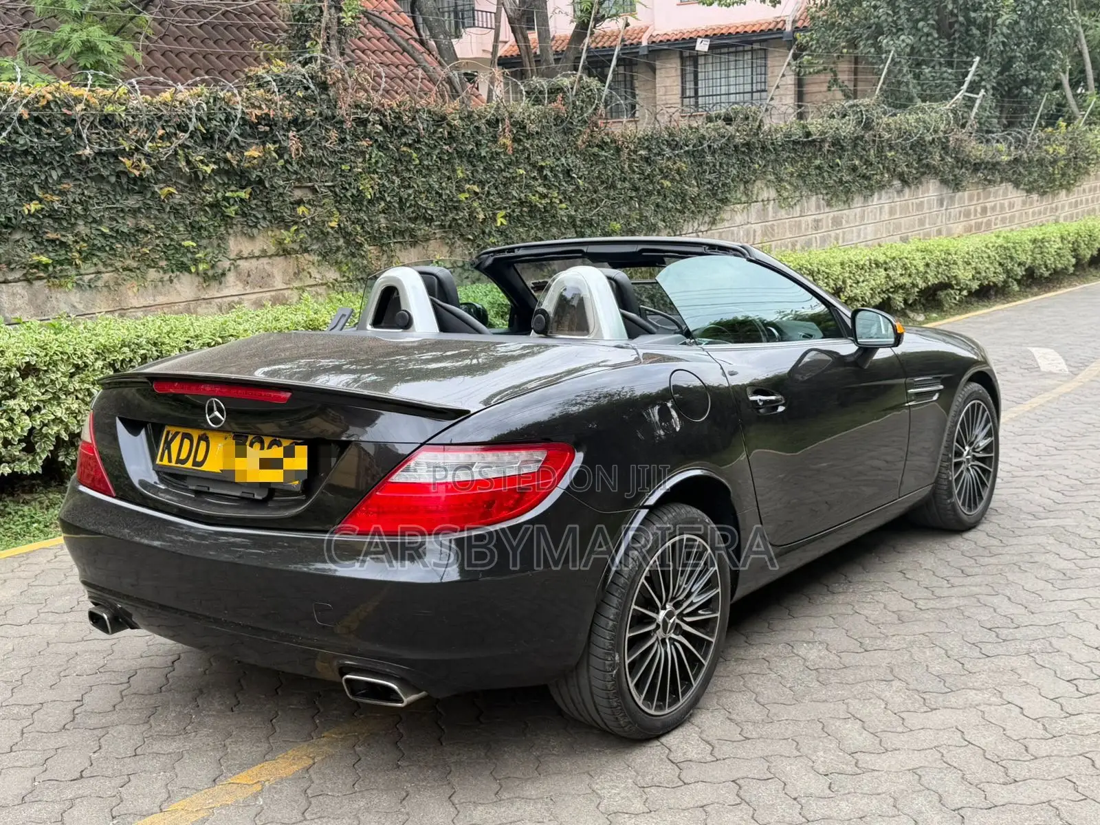 Mercedes-Benz SLK-Class SLK250 2dr Convertible (1.8L 4cyl Turbo 7A)
