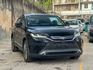 Toyota Harrier 2.0 2020 Black