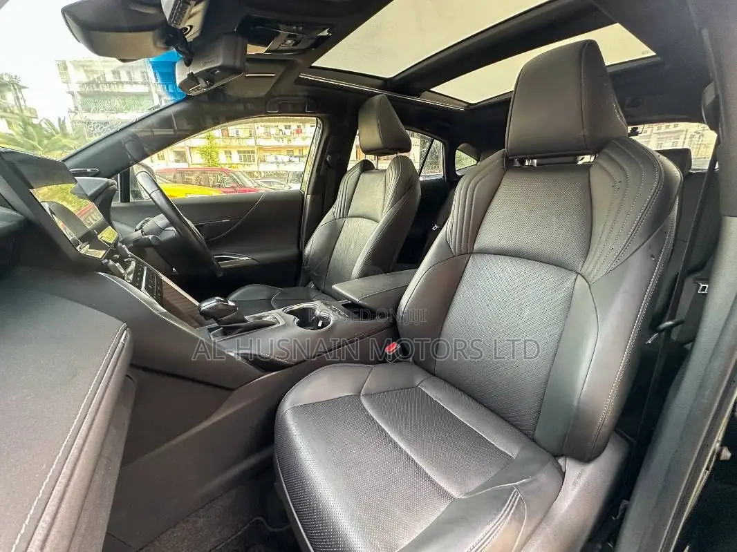 Toyota Harrier 2.0 2020 Black