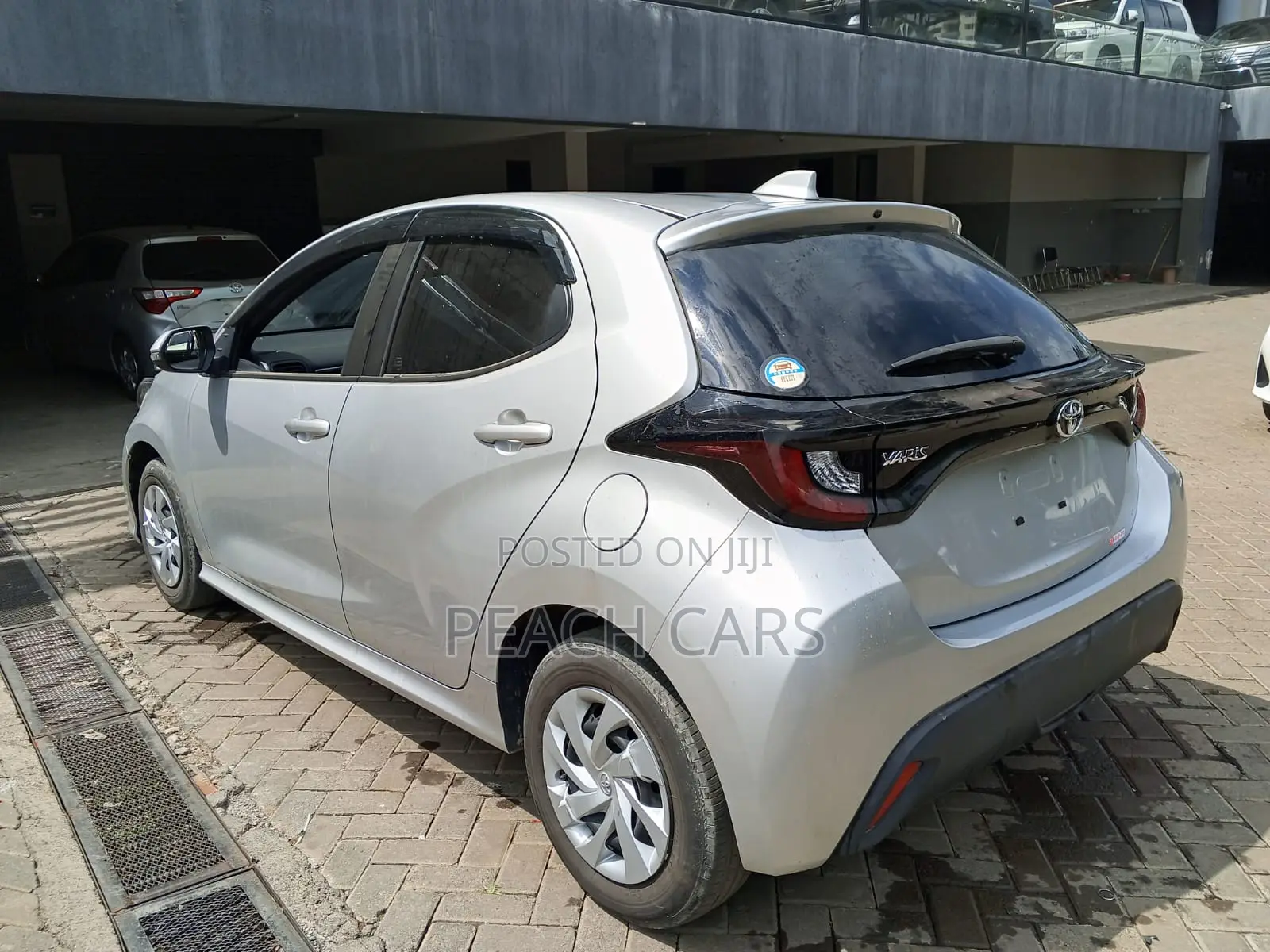 Toyota Yaris 2020 Silver