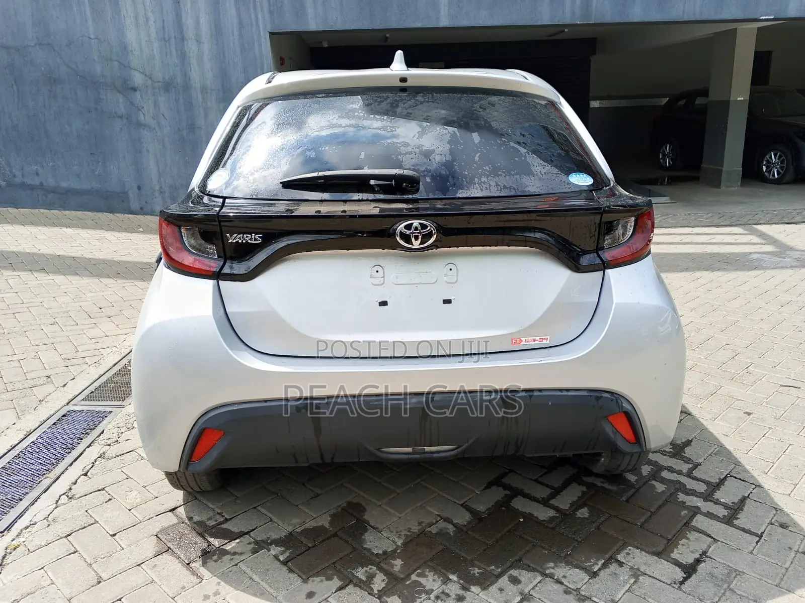 Toyota Yaris 2020 Silver