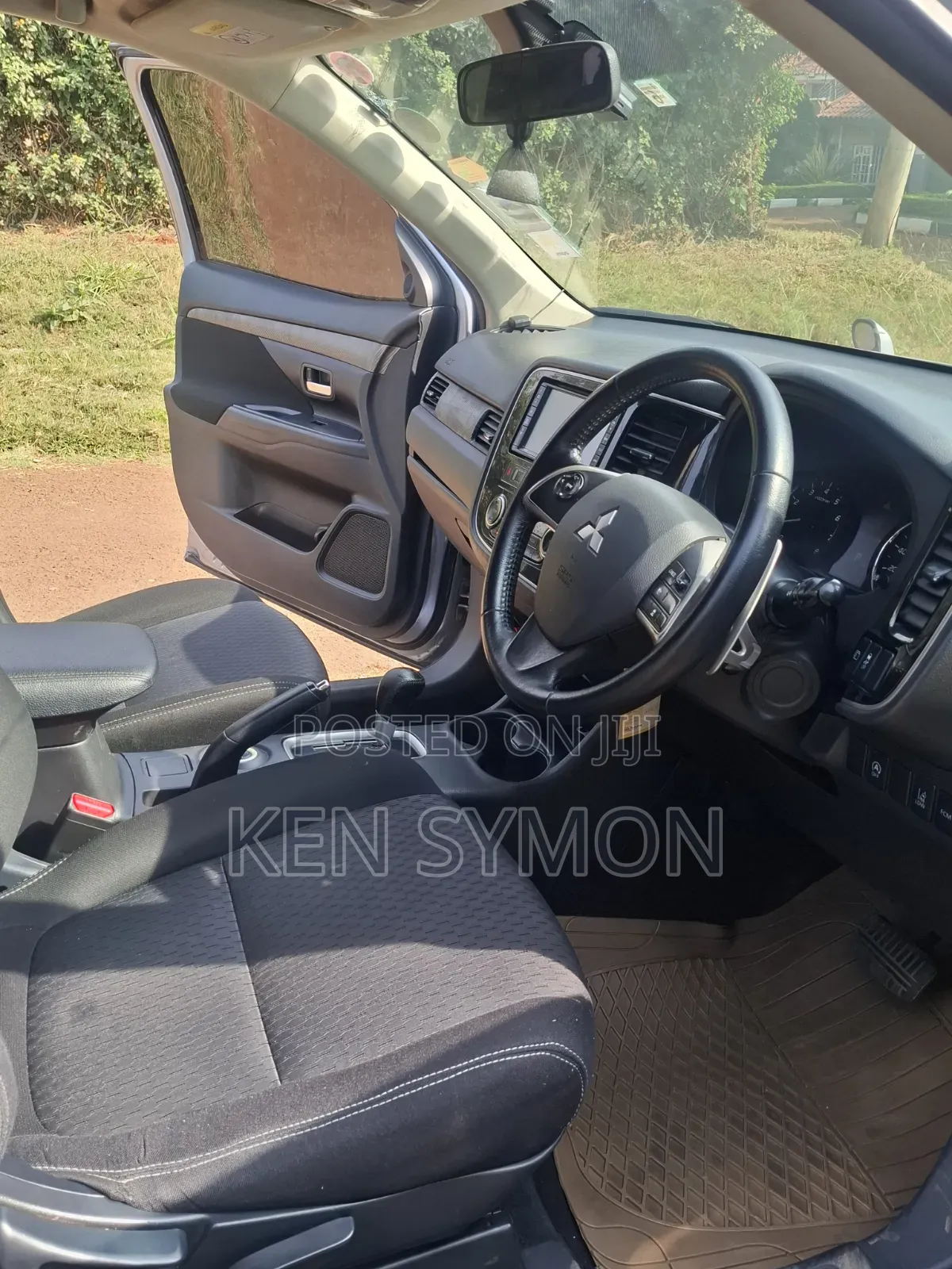 Mitsubishi Outlander 2014 Silver