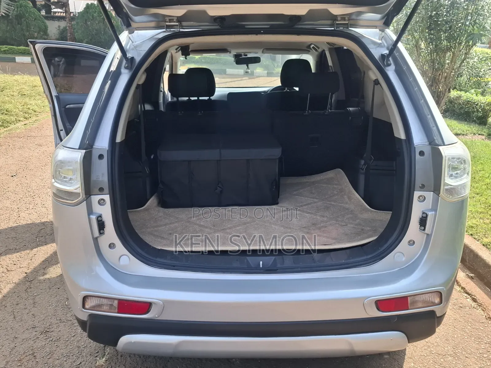 Mitsubishi Outlander 2014 Silver