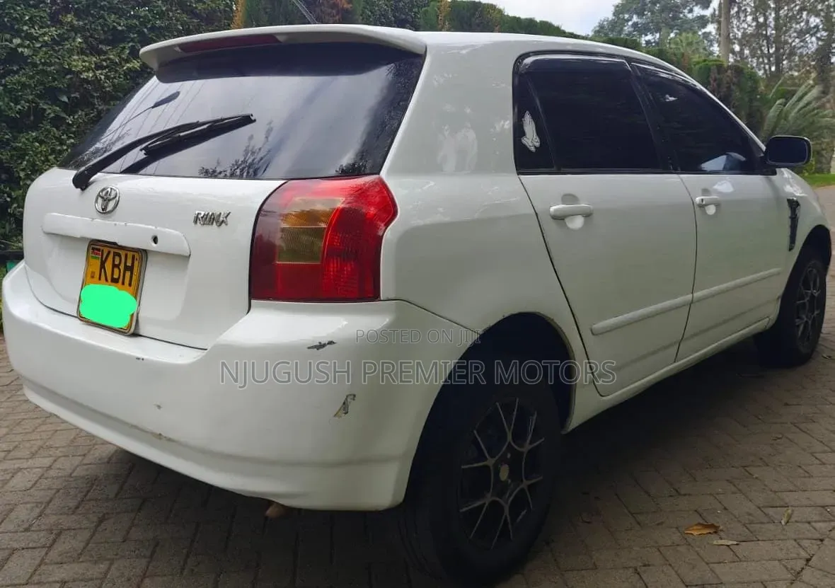 Toyota Corolla RunX 2003 White