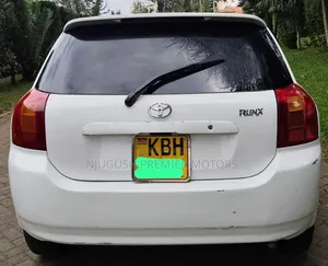 Toyota Corolla RunX 2003 White