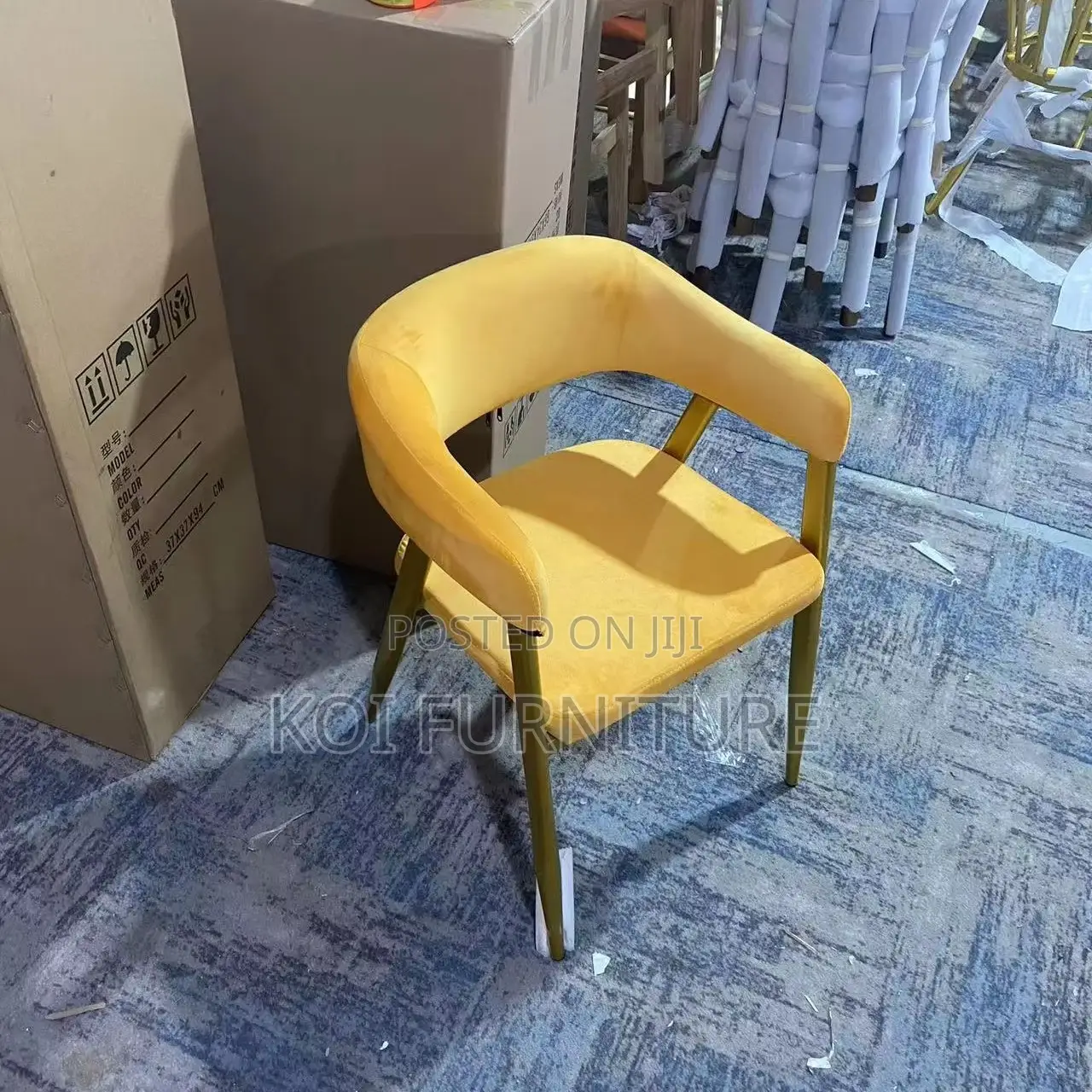 Dining Chairs; Round Back Leather Chair