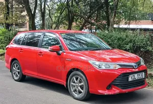 Toyota Corolla Fielder 2016 Red