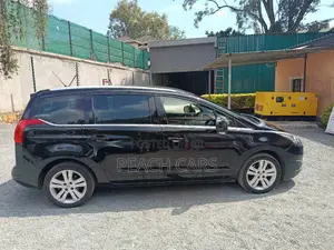Peugeot 5008 2014 Black