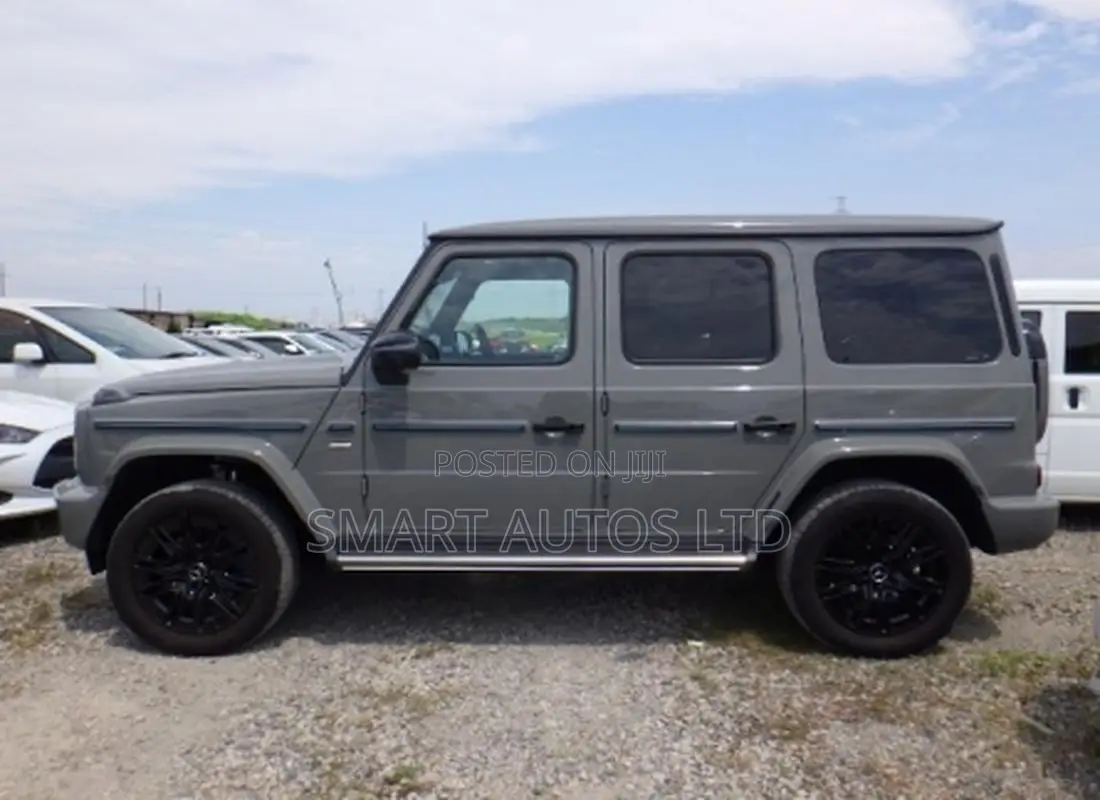 New Mercedes-Benz G-Class 2024 Gray