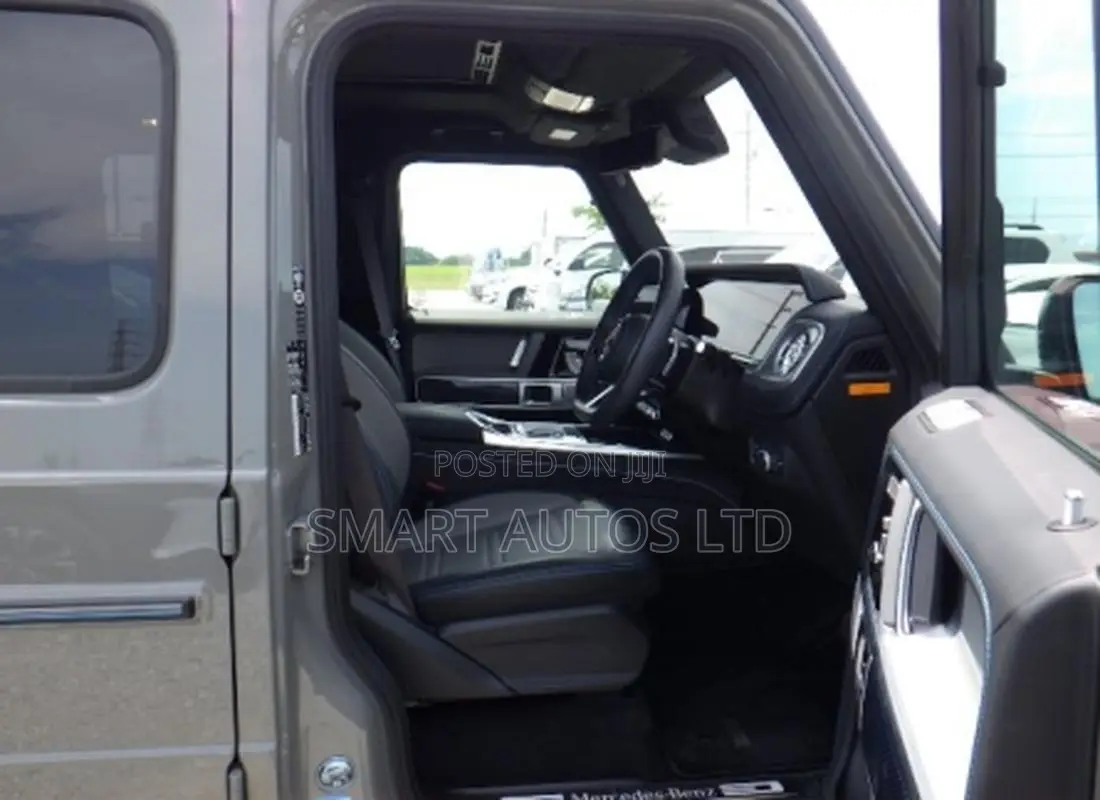 New Mercedes-Benz G-Class 2024 Gray