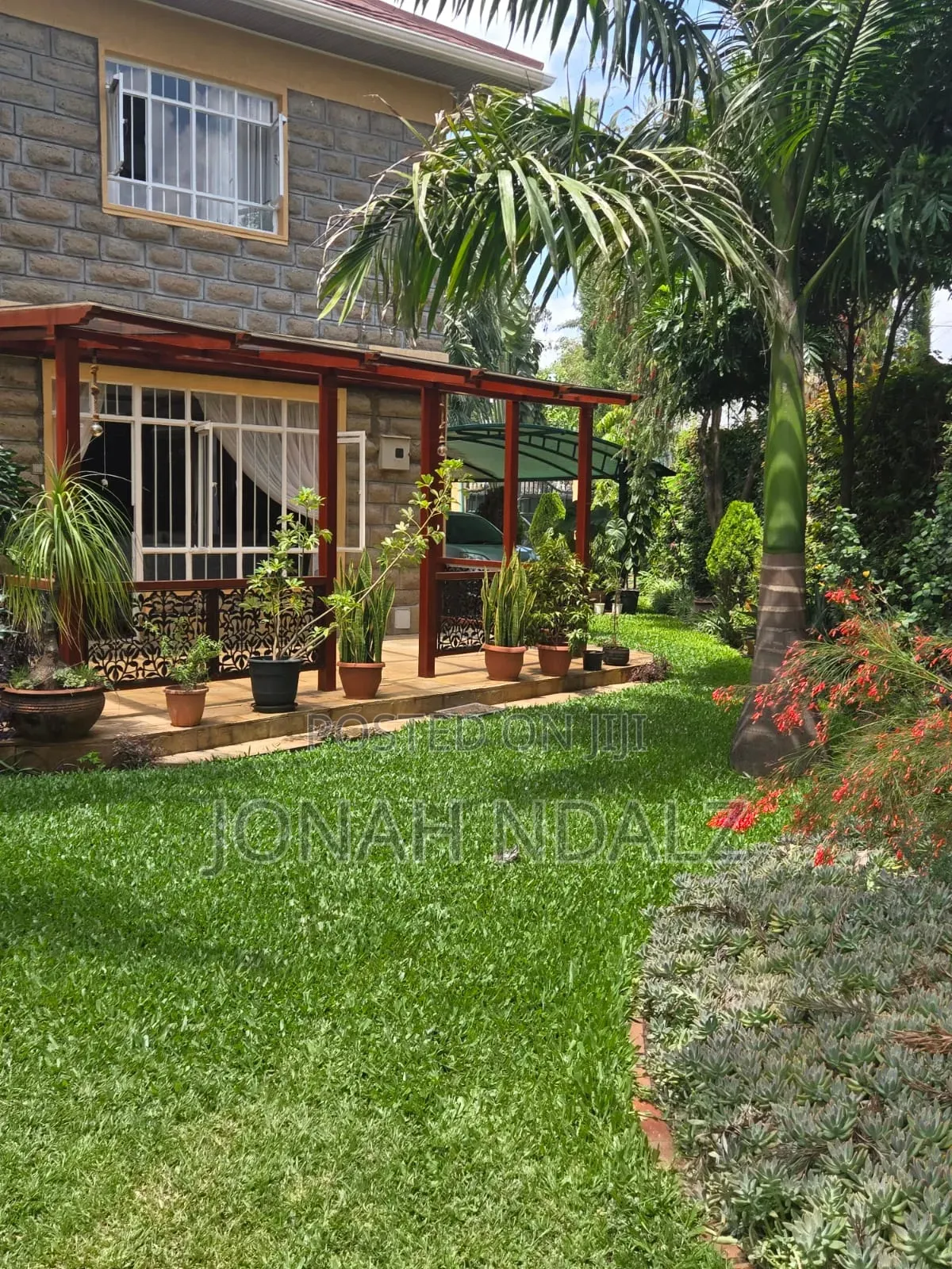 5bdrm Mansion in Viraj Area for sale