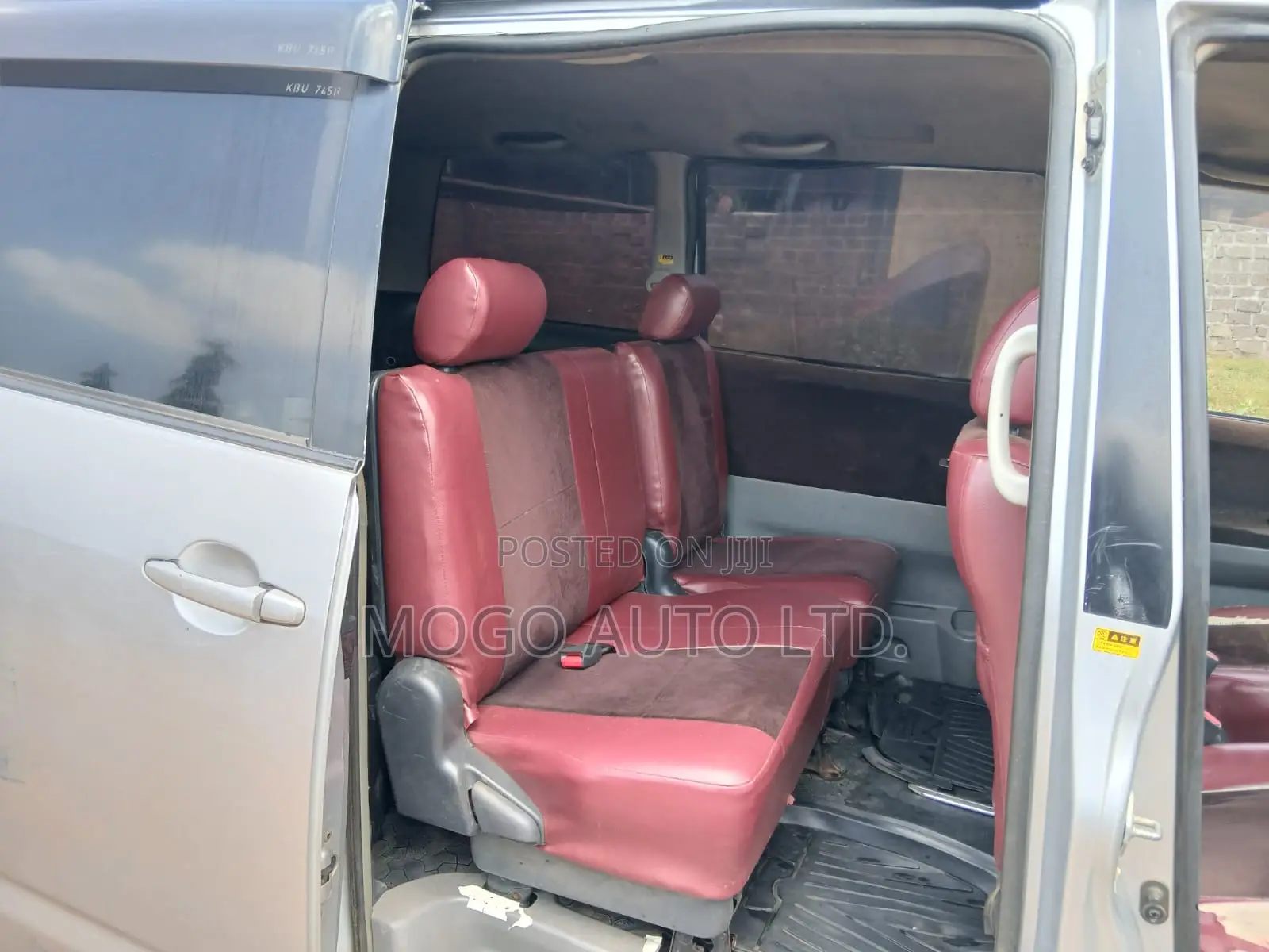 Toyota Noah 2007 Silver