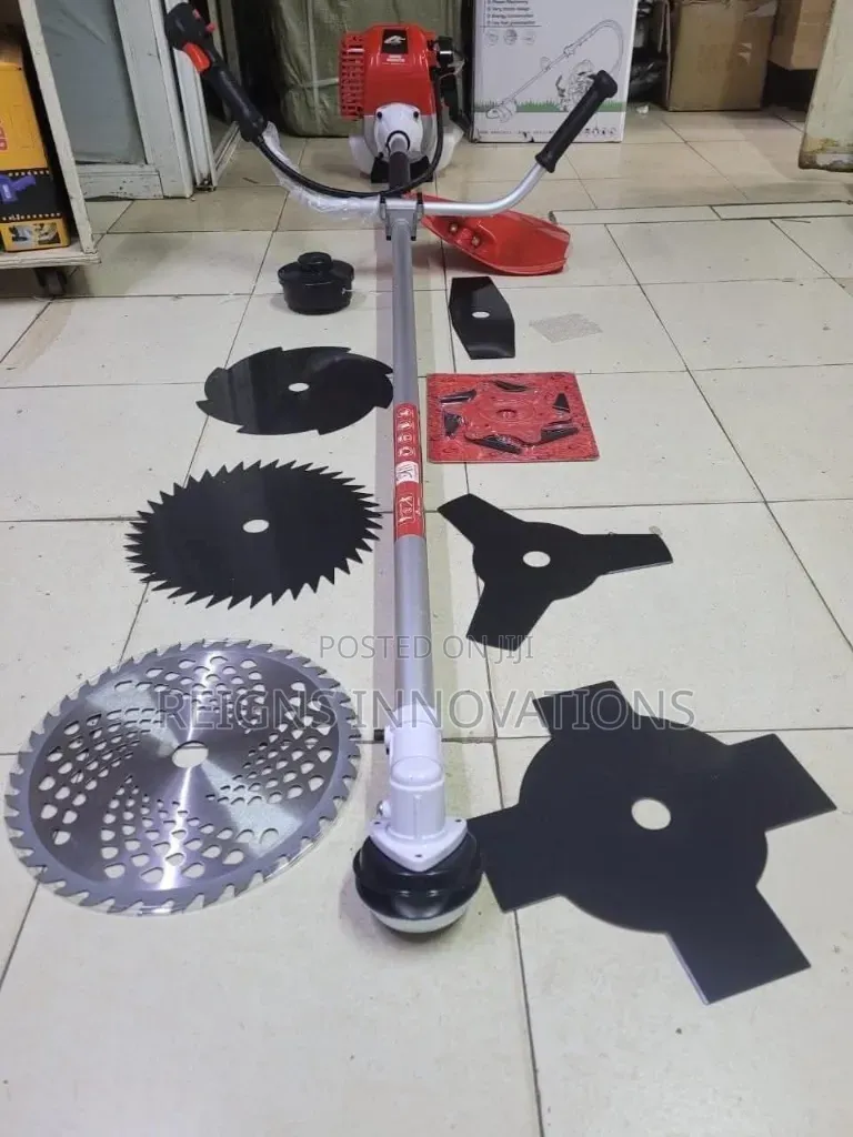 Premier 4 Stroke Brush Cutter