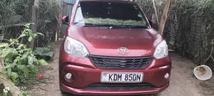 Toyota Passo 2016 Red