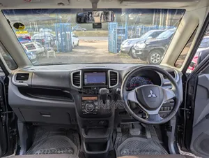 Mitsubishi Delica 2014 Black