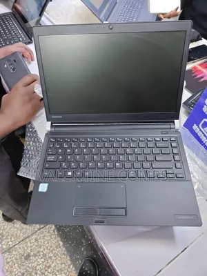 Laptop Toshiba Portege A30 8GB Intel Core i5 SSD 256GB