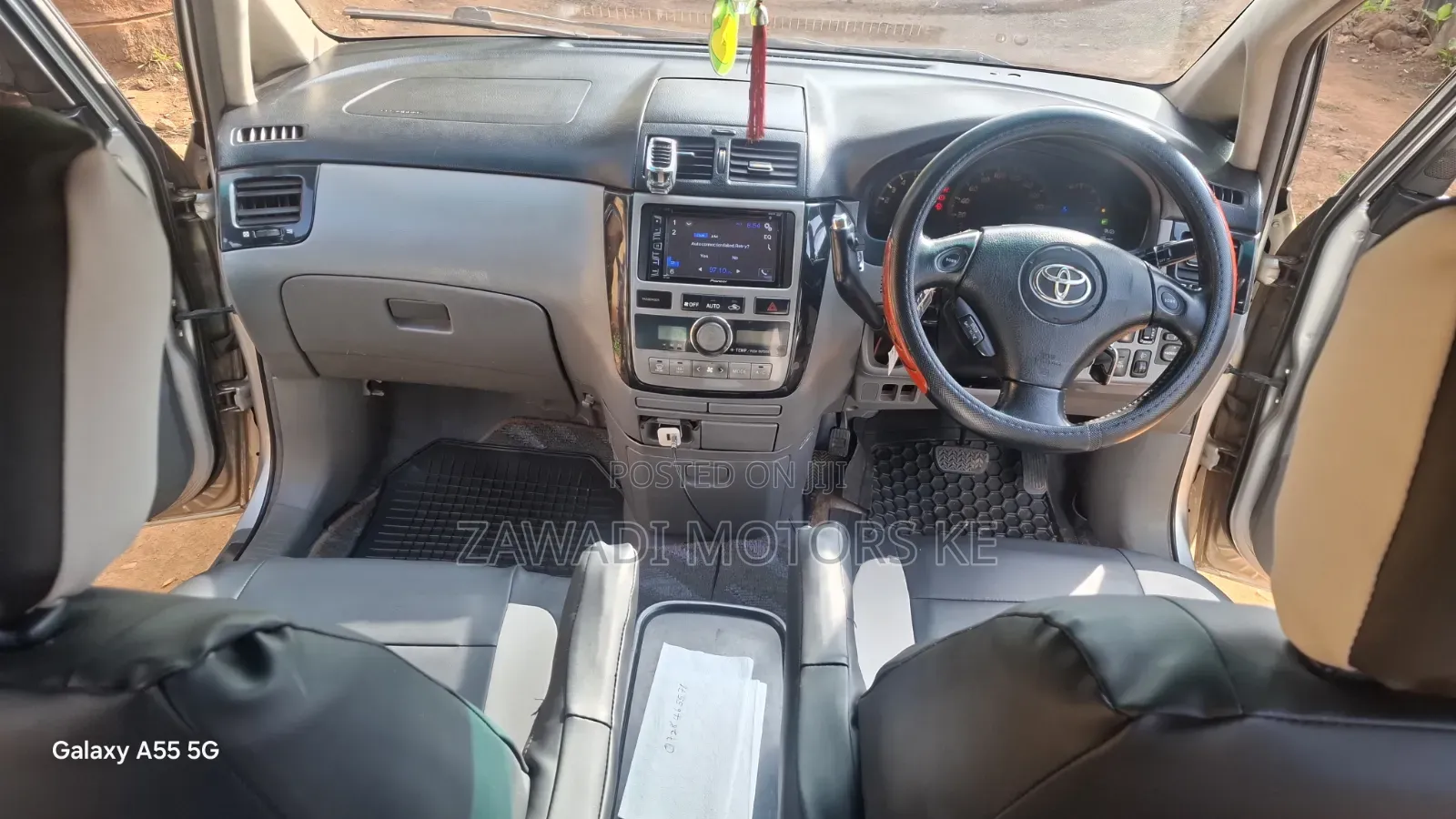 Toyota Ipsum 2003 Silver