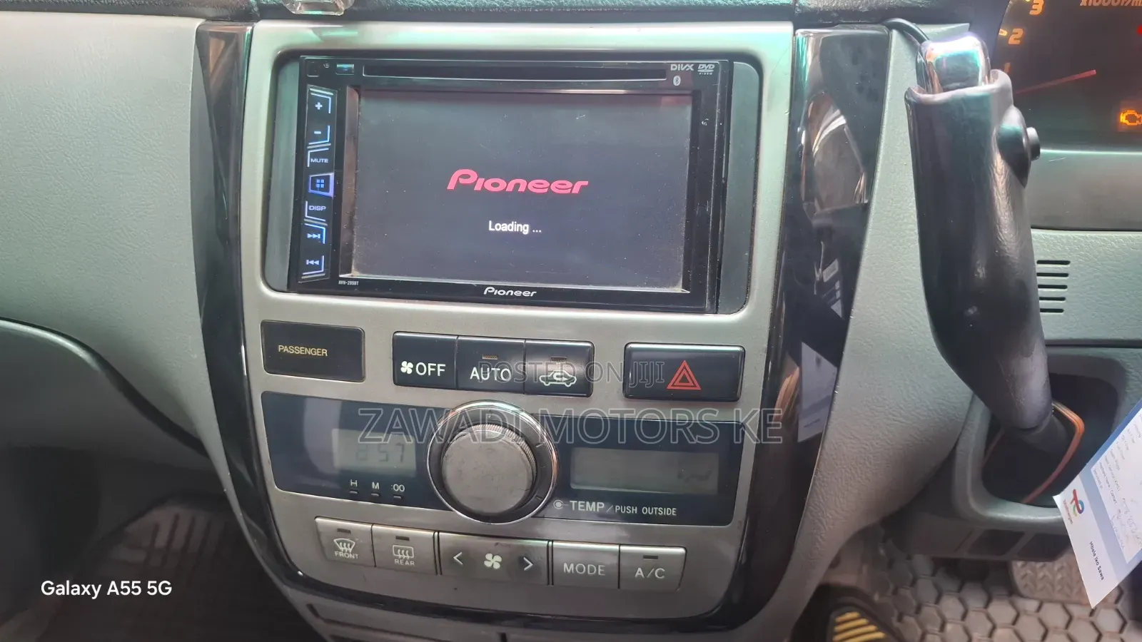 Toyota Ipsum 2003 Silver