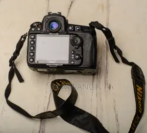 NIKON D810 Camera + Free Lenses