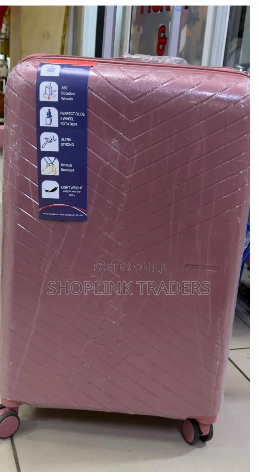 Suitcase  Rubber Médium Size Suitcase With Wheels