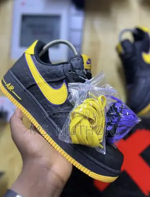 The Nike Air Force 1 Low Kobe Bryant "Lakers Away".