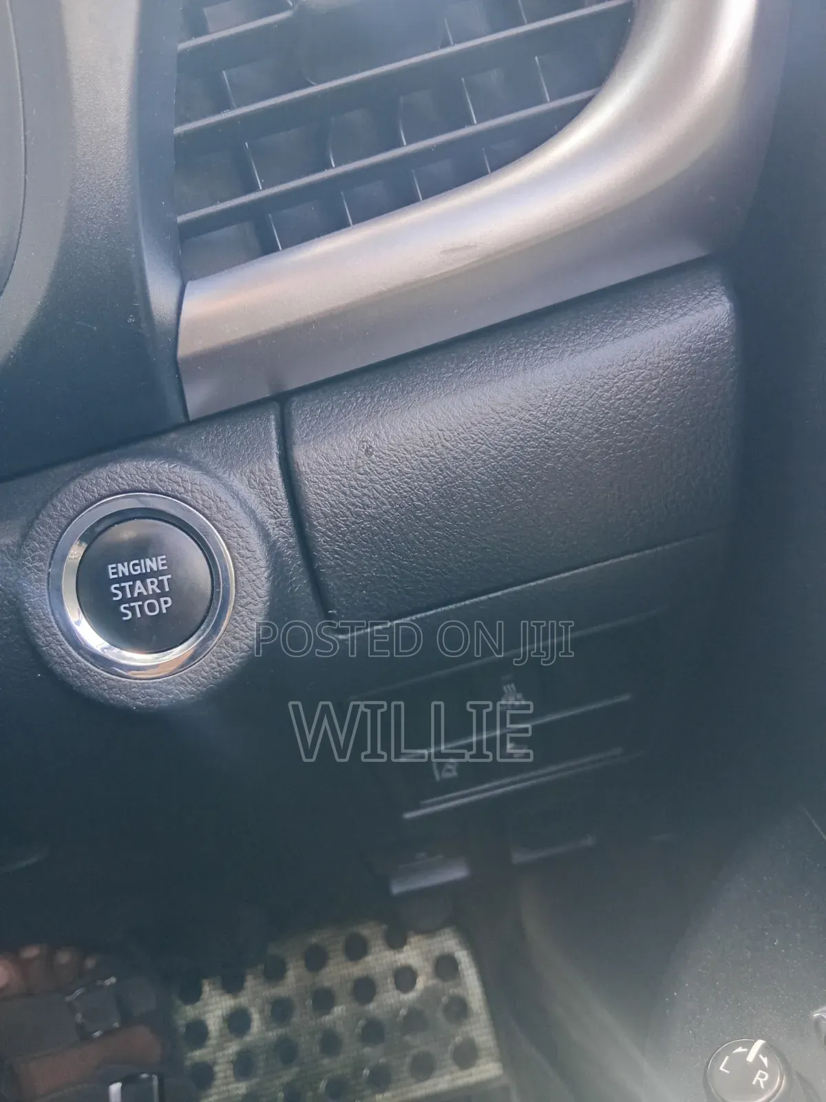 Toyota Hilux 2018 Black