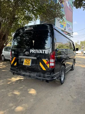 Toyota HiAce 2010 Black