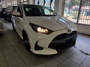 Toyota Yaris 2020 White