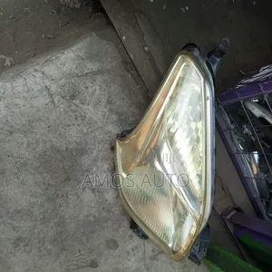 Ractis 2005 Headlight Non Xenon