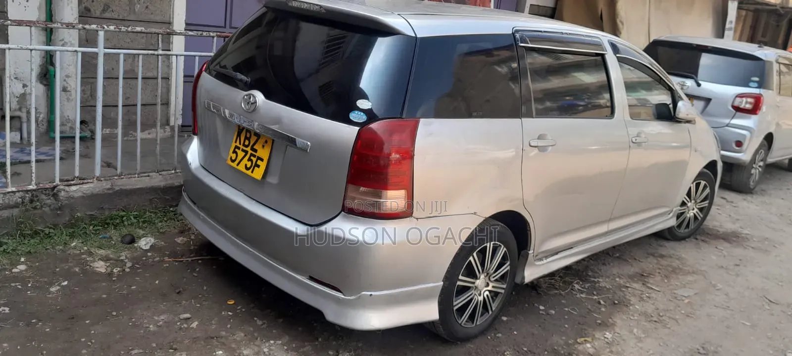 Toyota Wish 2010 Silver