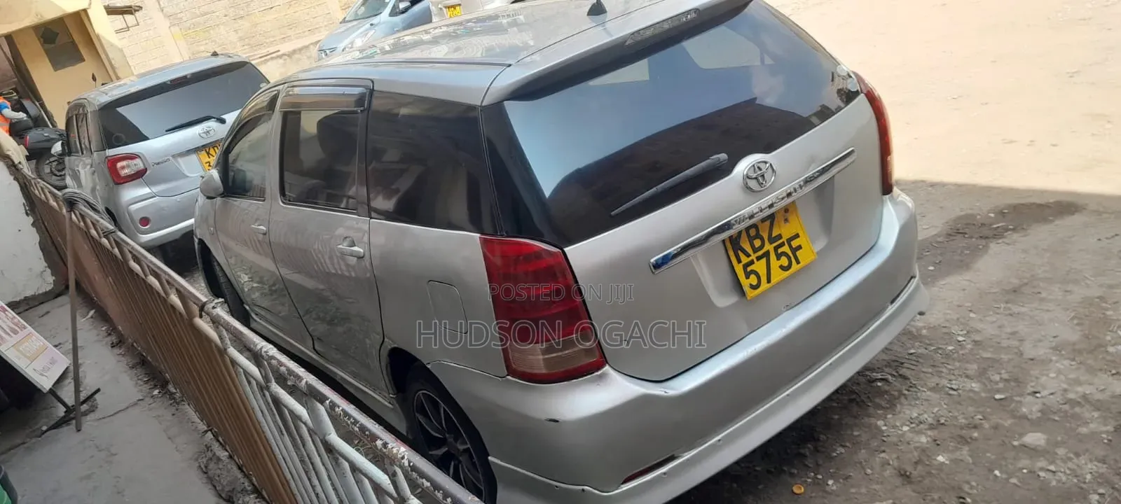 Toyota Wish 2010 Silver