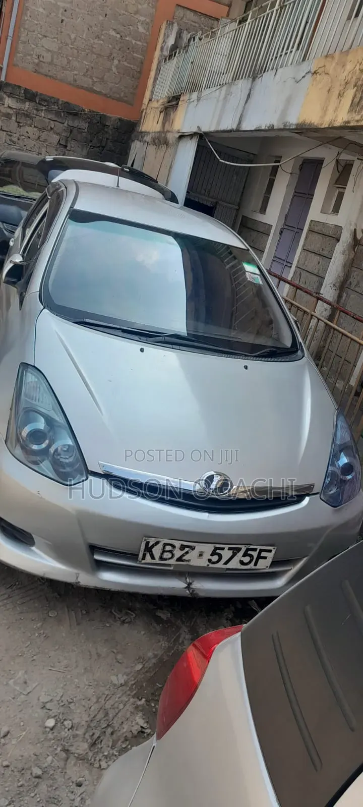 Toyota Wish 2010 Silver