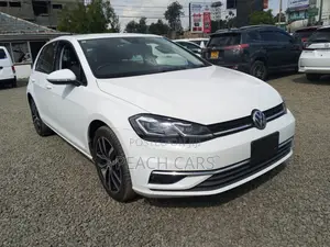 Volkswagen Golf 2019 White